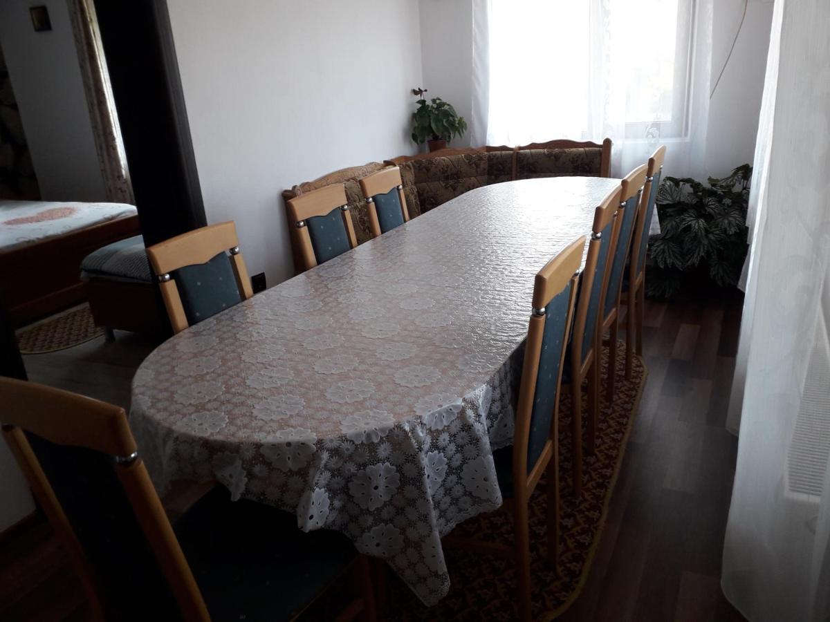 Pensiunea Ileana Novaci-Străini Exteriör bild