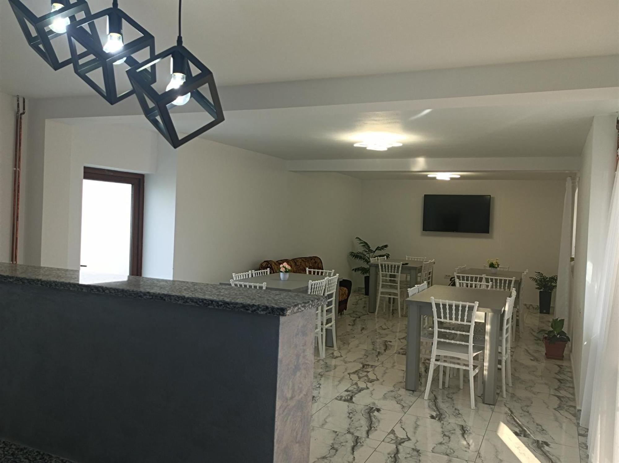 Pensiunea Ileana Novaci-Străini Exteriör bild