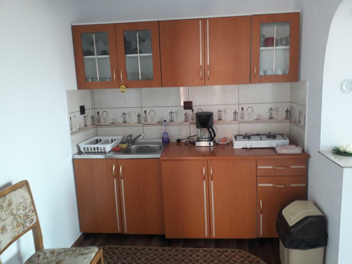 Pensiunea Ileana Novaci-Străini Exteriör bild